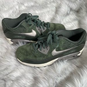Women’s Nike Air Max